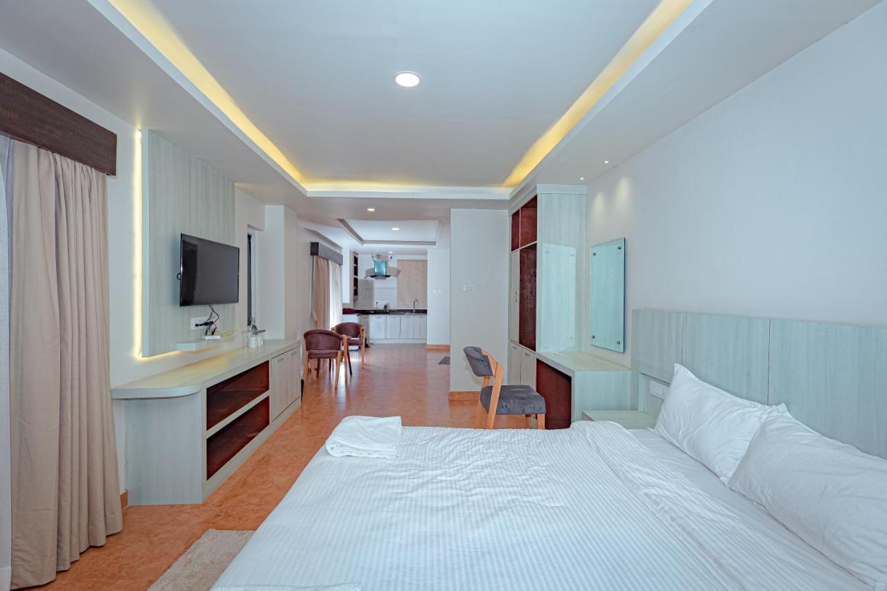Poms Penthouse Apartment Pokhara Ngoại thất bức ảnh