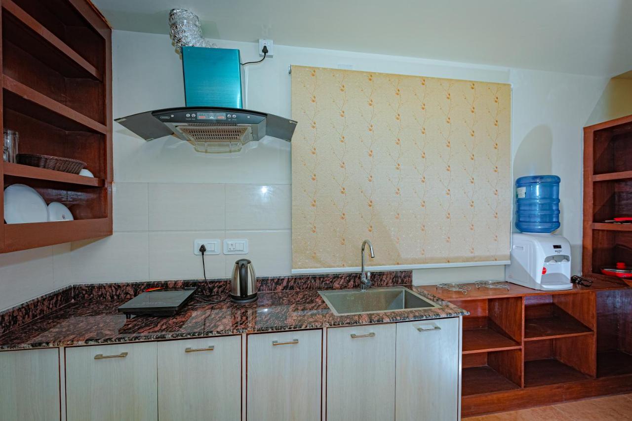 Poms Penthouse Apartment Pokhara Ngoại thất bức ảnh